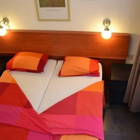 Hotel Pagi 2*