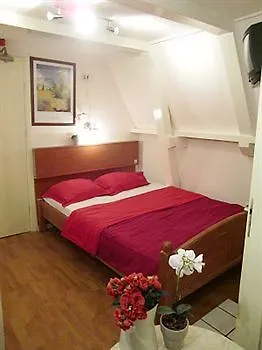 Pagi Amsterdam